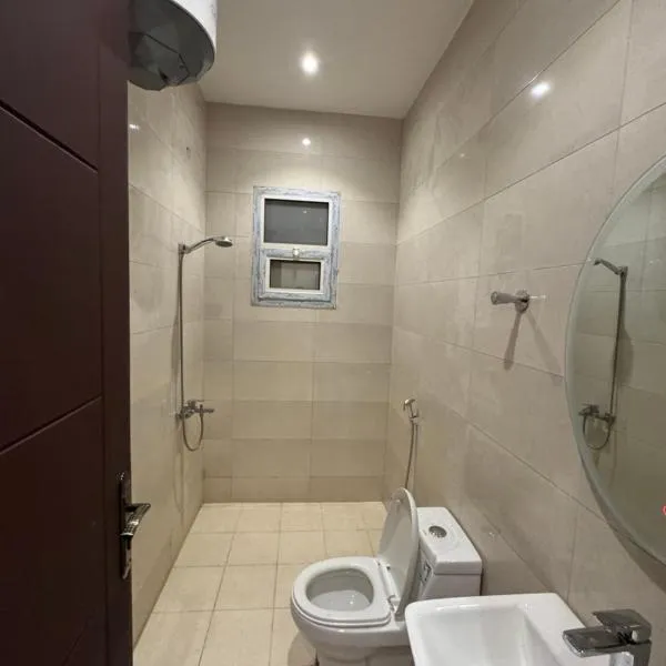 الملز غرف وحمام مفروشة, hotel v Rijádu