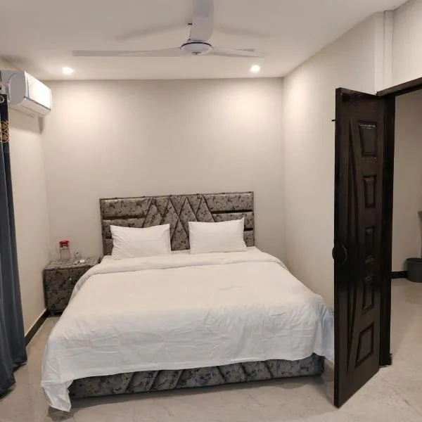 Thirteen Heights, hotel in Islamabad