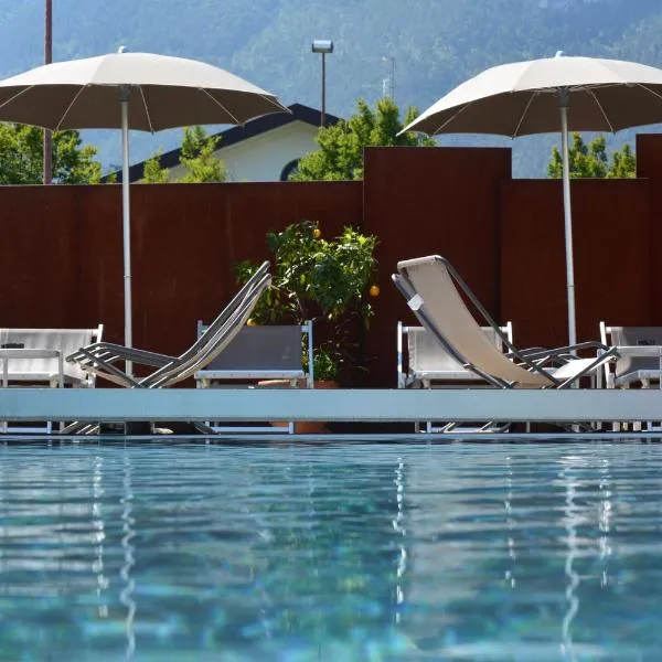 Hotel Virgilio, hotel v mestu Riva del Garda