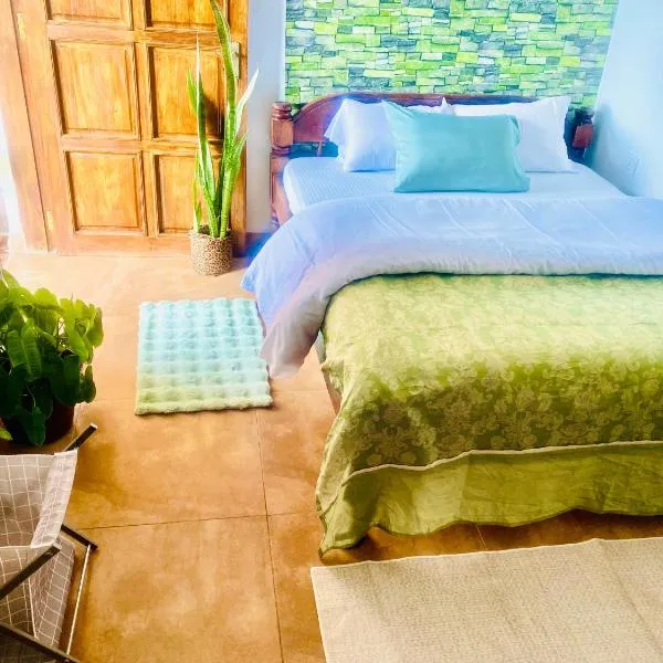 Shikos Place, hotel in Watamu