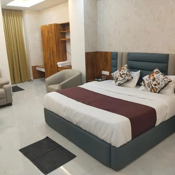Hotel Phalguna Residency, hotel in Hanamkonda