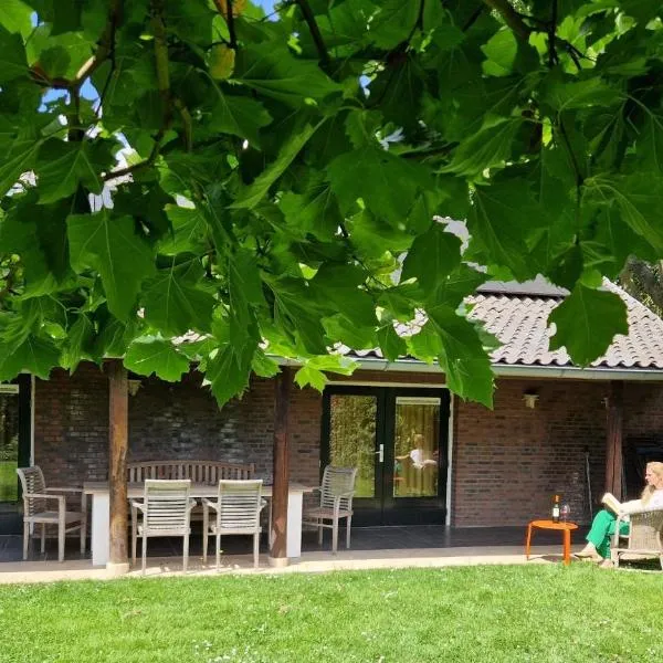 Rozenhofje Asselt - Roermond, hotel em Swalmen