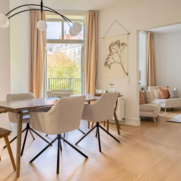 Sanders Shield - 3 bedroom apartment with balcony, hotel Koppenhágában