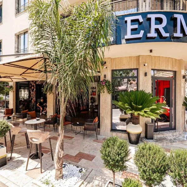 Ermes Luxury Hotel, hotel in Durrës