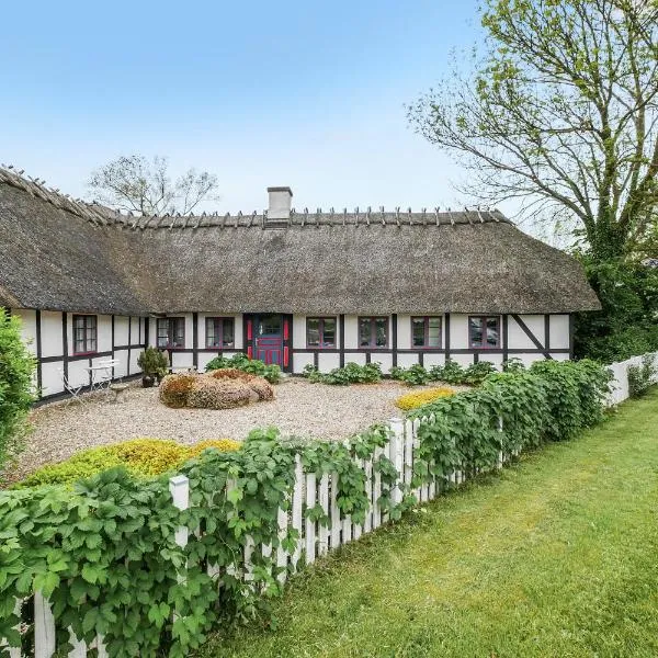 Naboløs Rooms, near Munkebo, Kerteminde and Nyborg, hotel en Bovense