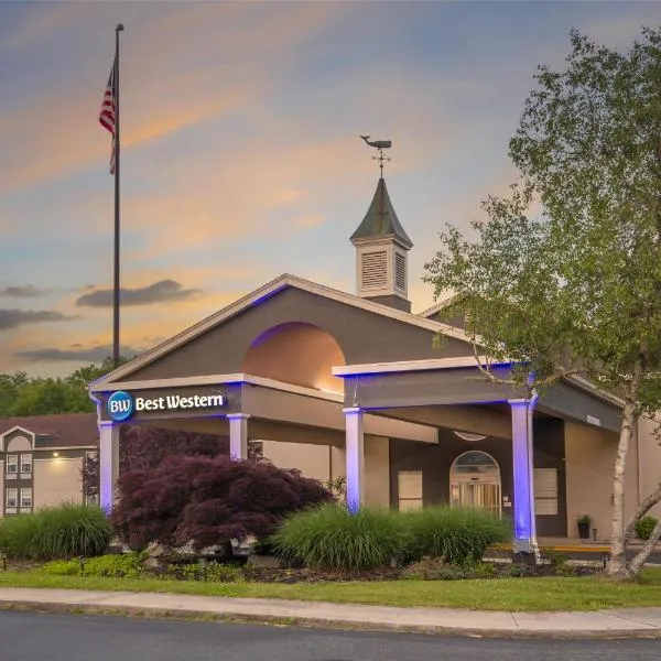 Best Western Mystic Hotel, hotel v destinaci Mystic