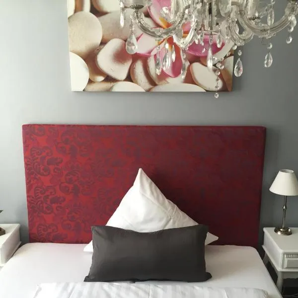 Hotel Heddernheimer Hof, hotel a Francoforte sul Meno