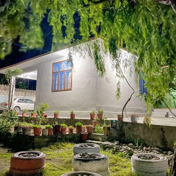 Mountain Dale Guest House, hotel v destinácii Gilgit