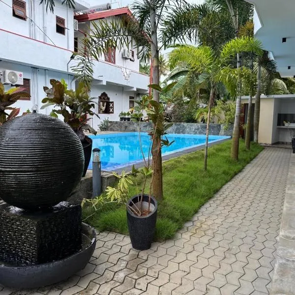 White Elephant Villa & Restaurant, hotel in Beruwala