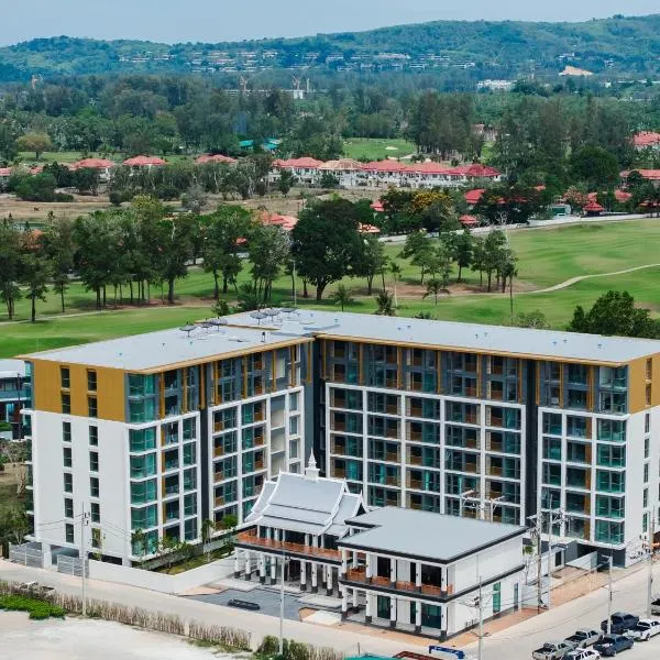 The Ozone Residences Bangtao, hotel in Phuket