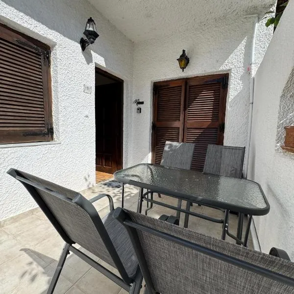 hamola calumba 1, hotel v destinaci Kallithea