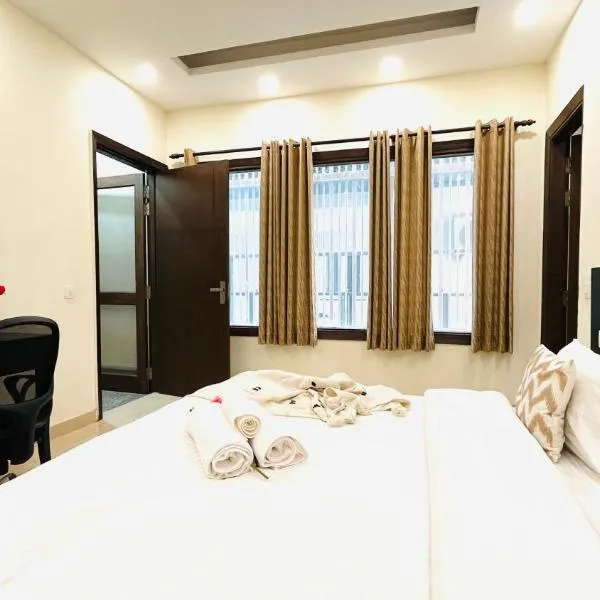 Olive Service Apartments - DLF Cyber City，位于古尔冈的酒店