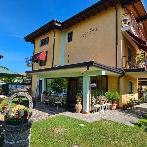B&B Sandra, hotel in Sirmione