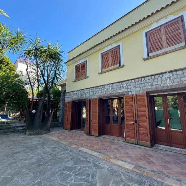 Casa della Riviera Sorrento, ξενοδοχείο στο Σορέντο