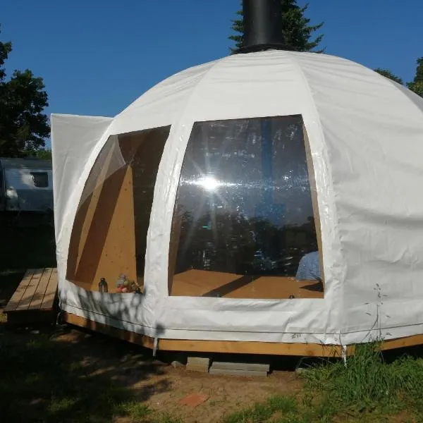 Dôme Etana，位于Ligerz的酒店