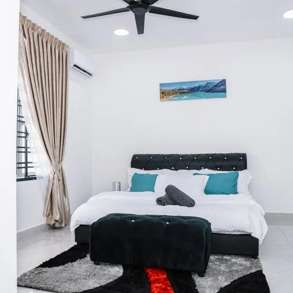 Spacious 4-Bedroom Family Home Near Senai JB, hotel en Kampung Seelung
