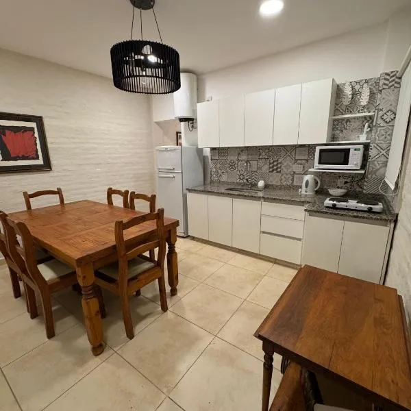 Don Antonio Apart 4, hotel in Resistencia