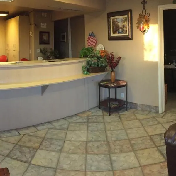 Hilltop Inn & Suites, Hotel in Victorville