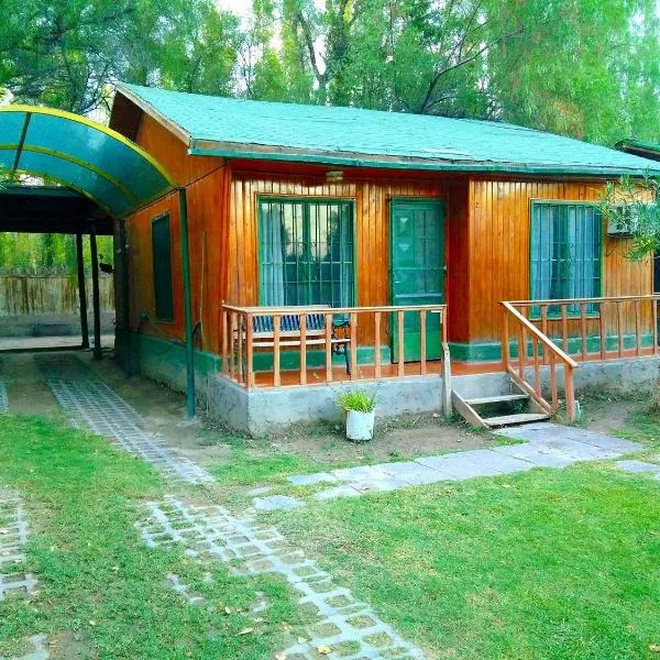 Complejo Valentin, hotel a Ullún