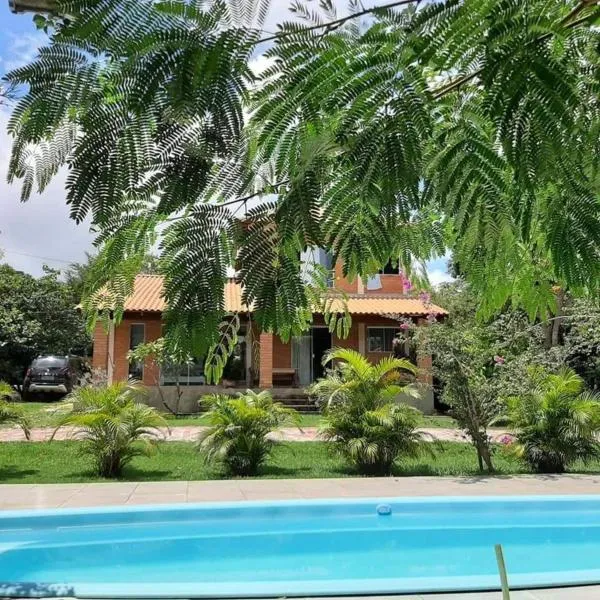 Pousada Floradas da Serra, hotell sihtkohas Chapada dos Guimarães