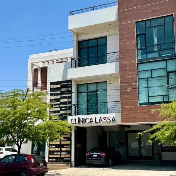 Suites Lassa, hotel din Ensenada