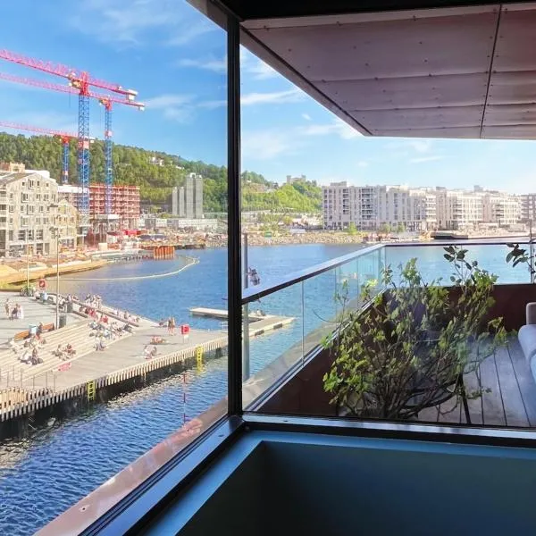 WOW! Fjord View - designer apartment, 2 bedrooms, sleeps 6 people, hotel v Oslu