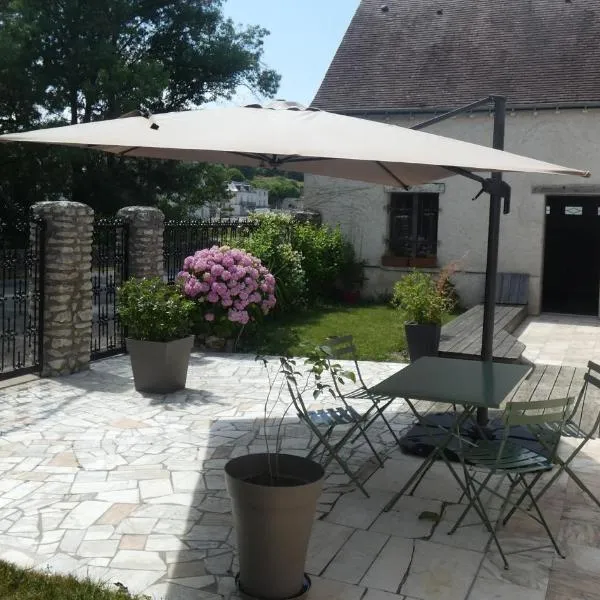 Au long du cher, hôtel à Véretz