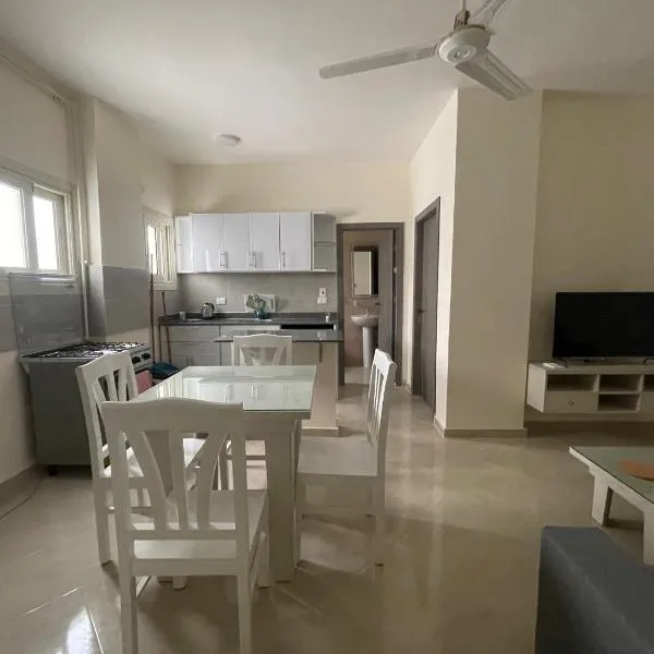 Bayt Hassan A12 - 2 bedrooms European new apartment, Hotel in Hurghada