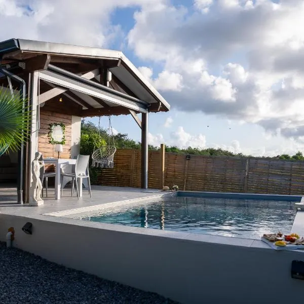 Mk Lodges - Villa Privée et Discrète Piscine Coucher de soleil, hotel in Saint-François