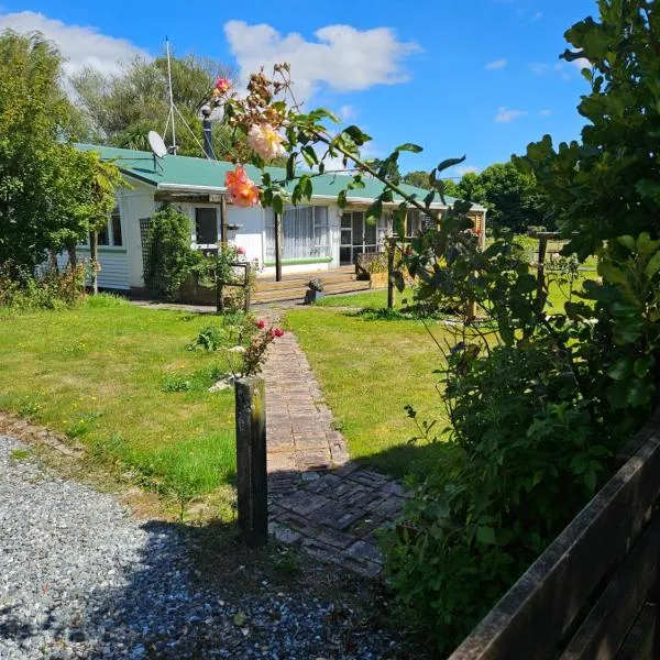 Longford, hôtel à Lower Kokatahi