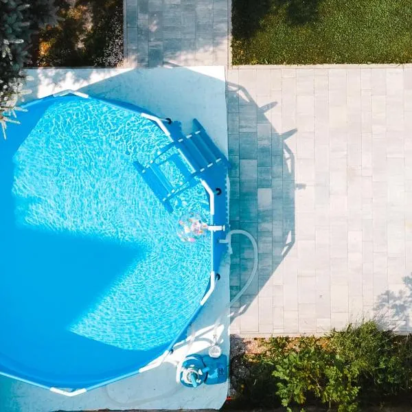 Chata Achát, hotel in Turany nad Ondavou