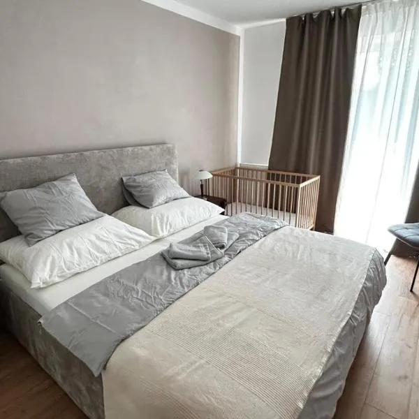 Cozy Flat by High Tatras!, hotel v Popradu