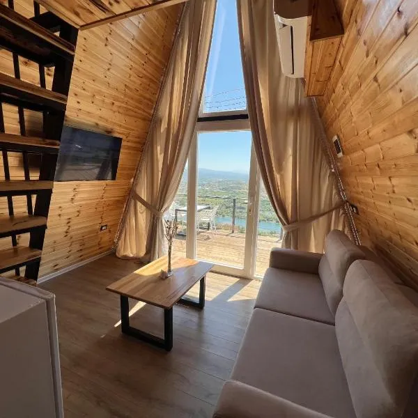 Doel House Zues, hotel v destinaci Shkodër