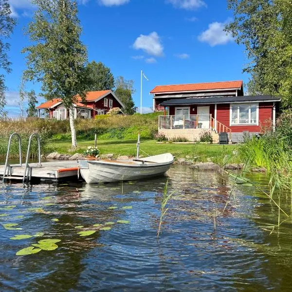 Sommarstuga med sjötomt och brygga, ξενοδοχείο σε Hedemora