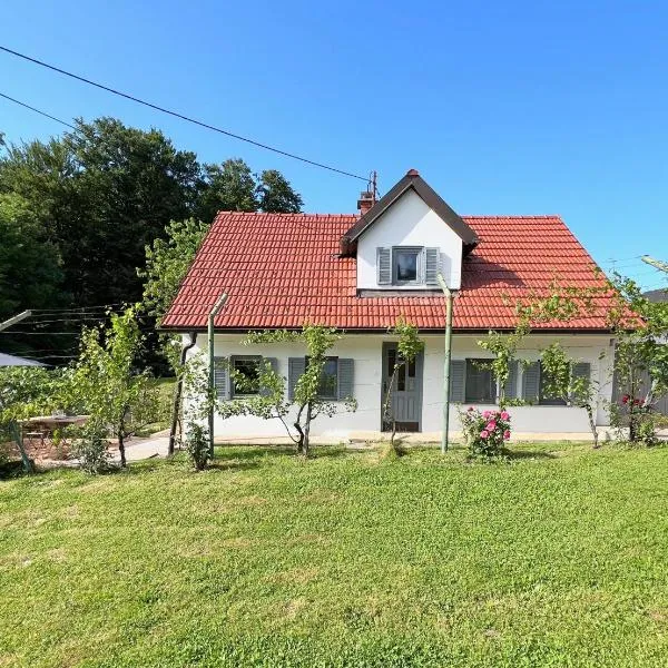 Maria's Orchard Cottage - Nature Retreat in Slovenia, hotel in Rogaška Slatina