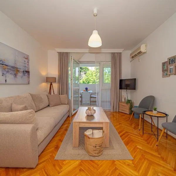 Mia Apartment, City Center Bar、バールのホテル