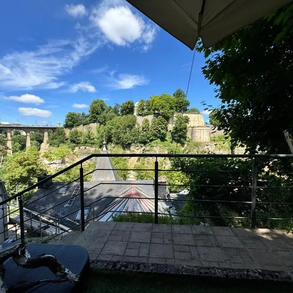 Historic Town Luxe and Epic View, hotel in Luxembourg