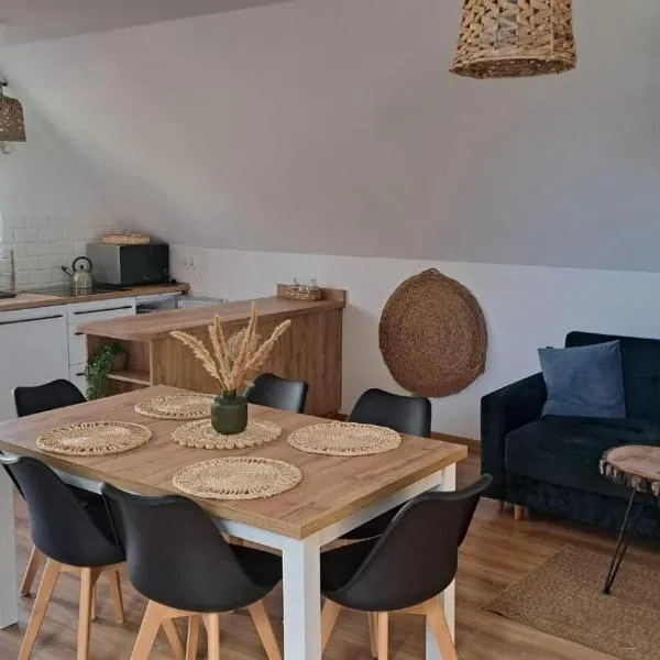 Lawendowe Wzgórze - Apartament, hótel í Bukowiec