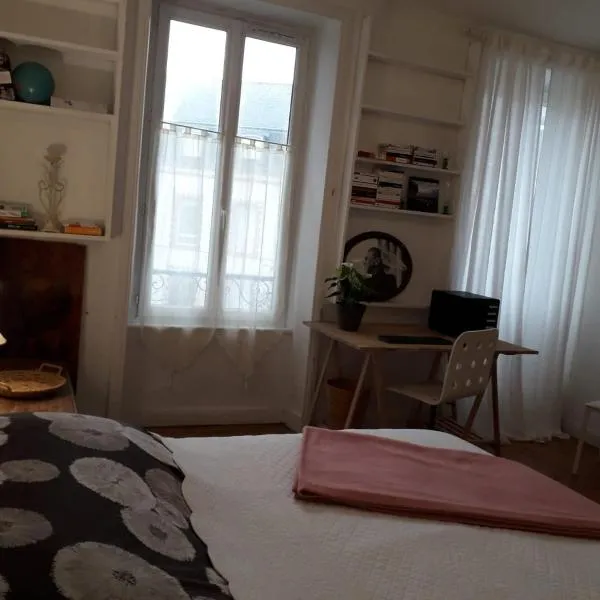 STAYHOME BZH - Centre ville, hotel in Quimper