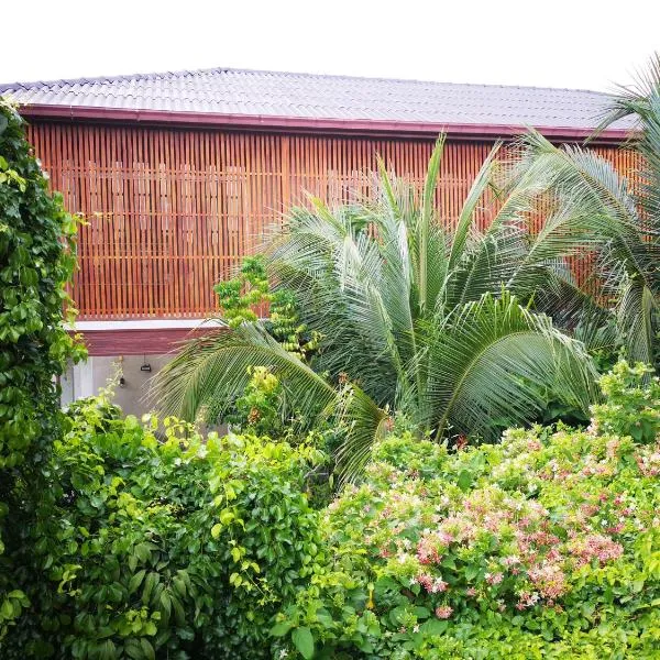 บุญเมืองน่าน, ξενοδοχείο σε Nan