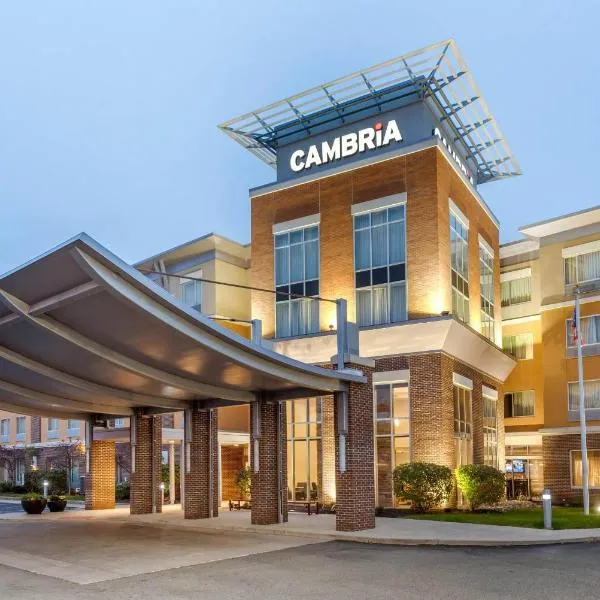 Cambria Hotel Akron - Canton Airport,位于Uniontown的酒店