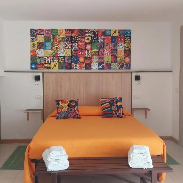 Elmas Room, hôtel à Elmas