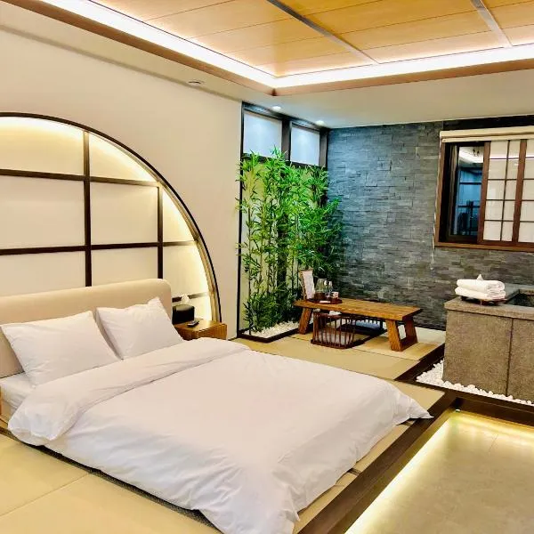 여수에 위치한 호텔 여수 도마르 호텔