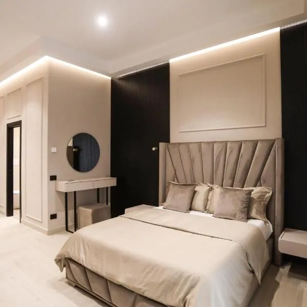 LUNA Gallery Suites，拿坡里的飯店