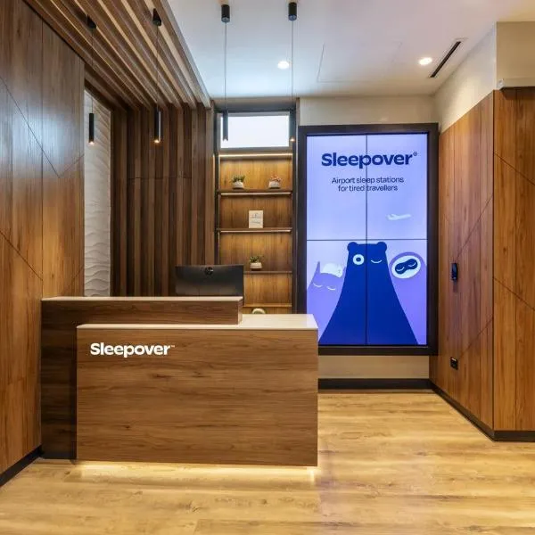 Sleepover - Lima Airport, hôtel à Lima