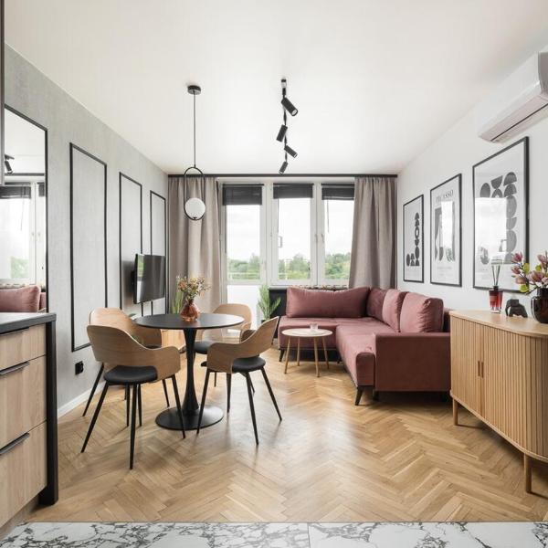 SKY7 Piwarskiego Design Apartament z widokiem, Varsovie