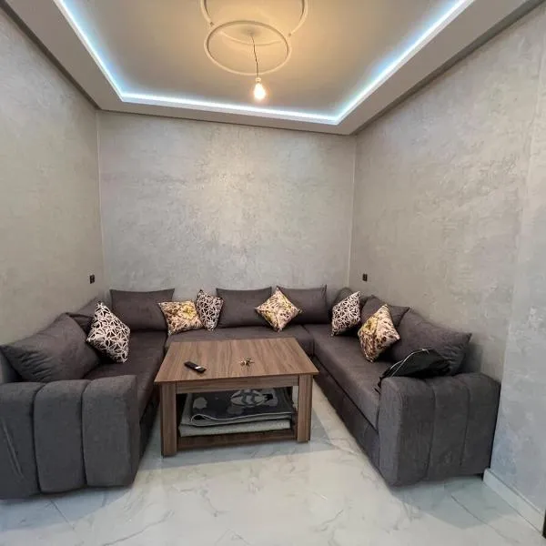Modern and quiet apartment, hotel v destinaci Beni Mellal