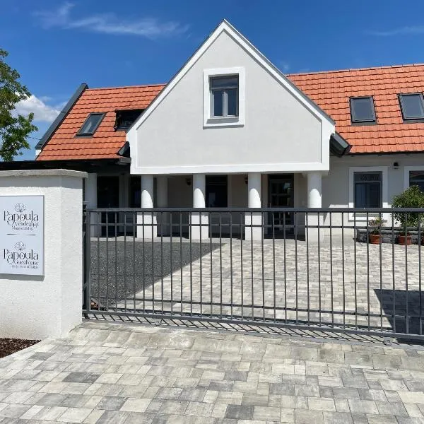 Papoula Vendégház - Köveskál, Hotel in Köveskál