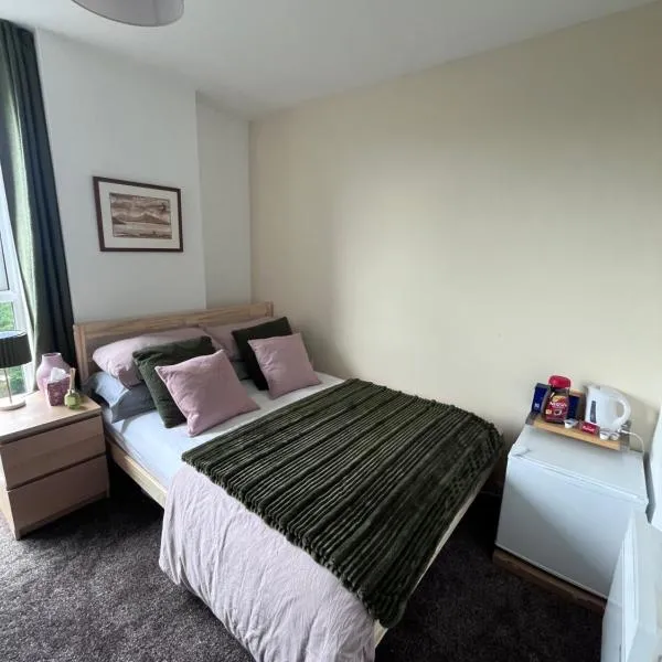 Double Bedroom - Private Bathroom - City Centre, hotel in Manchester