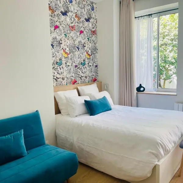 Studio Calme Coeur Historique, hotel v destinaci Tours